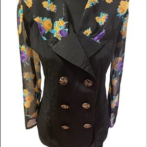 Long sleeve floral blazer